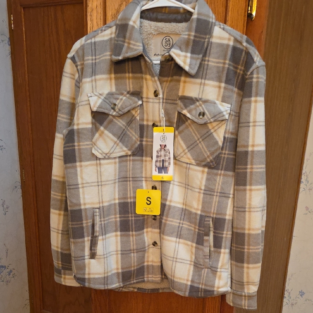 Sage Women's Plaid Sweater - Gray and Cream